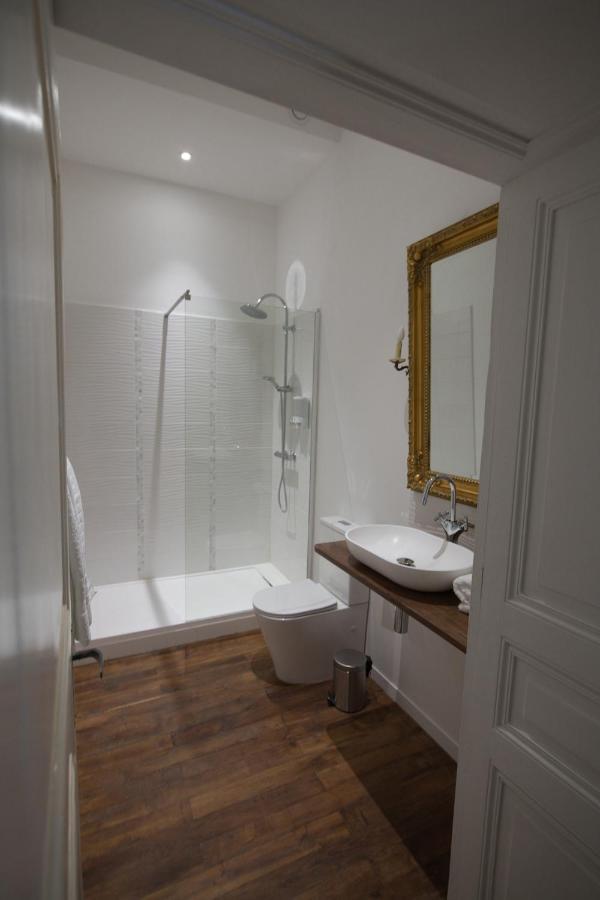 Luchapt Chambres D'Hotes Montbron מראה חיצוני תמונה