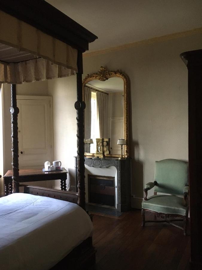 Luchapt Chambres D'Hotes Montbron מראה חיצוני תמונה